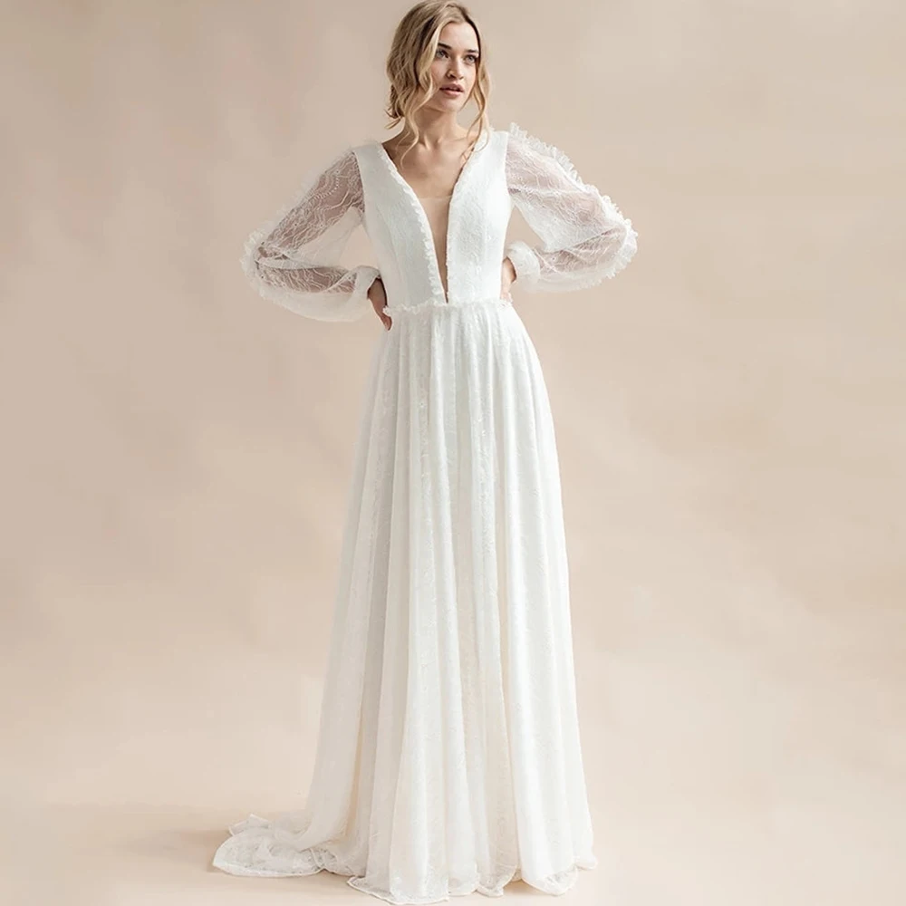 Boho Lace Wedding Dress V-Neck with Tulle Bride A-Line Floor Length Sexy Open Back Lantern Long Sleeve Ruffles Customized Gowns
Boho Lace Wedding Dress V-Neck with Tulle Bride A-Line Floor Length Sexy Open Back Lantern Long Sleeve Ruffles Customized Gowns