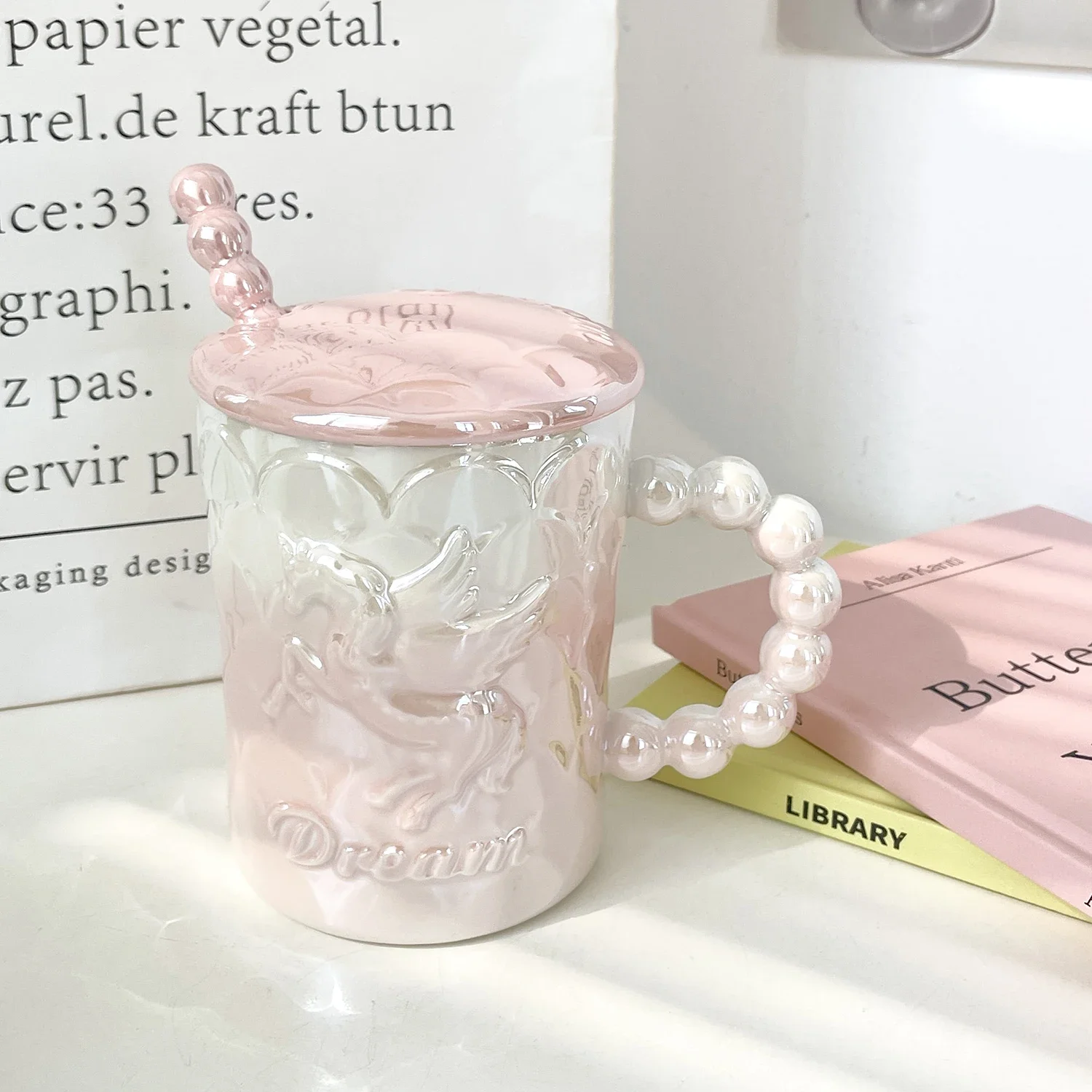 Ceramic mug with lid with spoon ins style mug for girls high value water cup couple office coffee mug
Ceramic mug with lid with spoon ins style mug for girls high value water cup couple office coffee mug