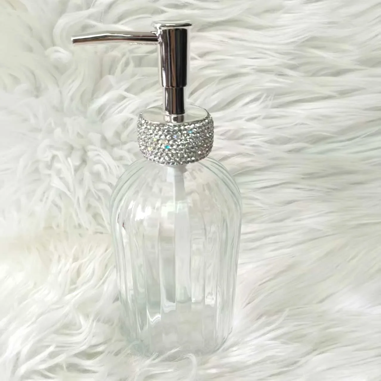 Bling Diamond 400ML Soap Shampoo Dispenser Storage Bottle Refillable Shower Gel Empty Bottle Lotion Hand Sanitizer Press Bottle
Bling Diamond 400ML Soap Shampoo Dispenser Storage Bottle Refillable Shower Gel Empty Bottle Lotion Hand Sanitizer Press Bottle