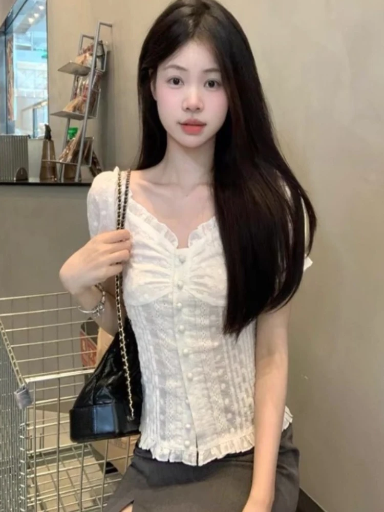 White Shirts 2026 Women's Clothing Lace Puff Sleeve Slim Fit Blouses Camisas De Mujer Single-breasted Ruffles Sweet Blouse Tops
White Shirts 2026 Women's Clothing Lace Puff Sleeve Slim Fit Blouses Camisas De Mujer Single-breasted Ruffles Sweet Blouse Tops