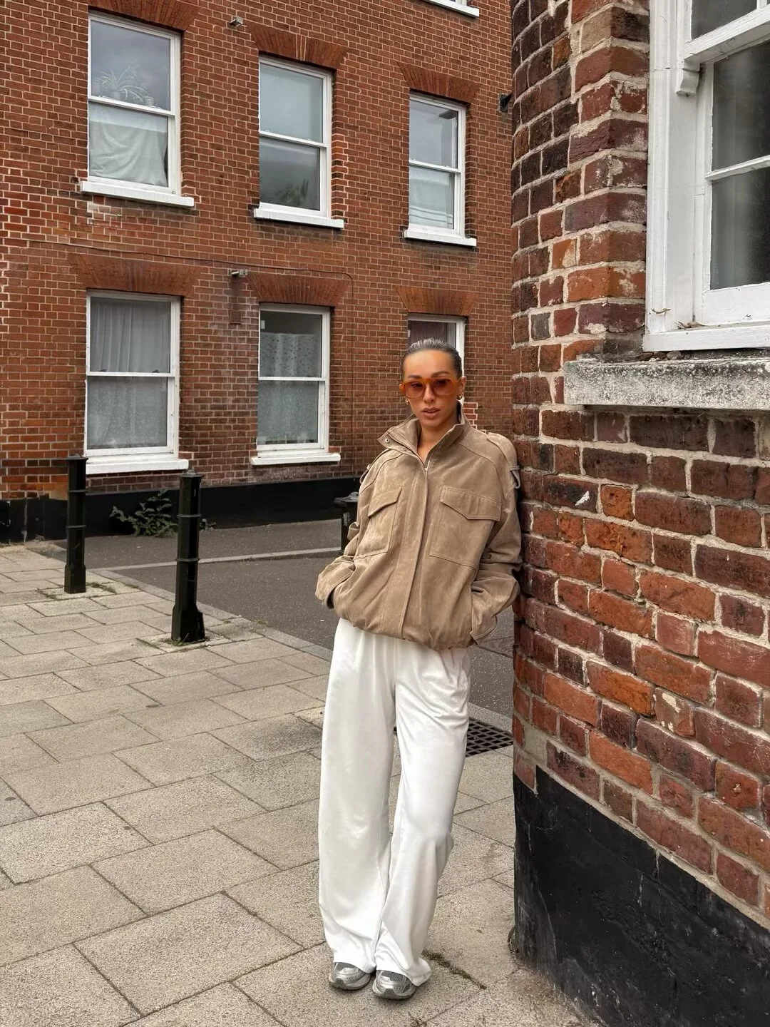 BB6797 2025 Autumn New Women's Fashion Versatile Trendy Loose Pocket Long Sleeve Stand up Collar Jacket Coat 4341770 
BB6797 2025 Autumn New Women's Fashion Versatile Trendy Loose Pocket Long Sleeve Stand up Collar Jacket Coat 4341770