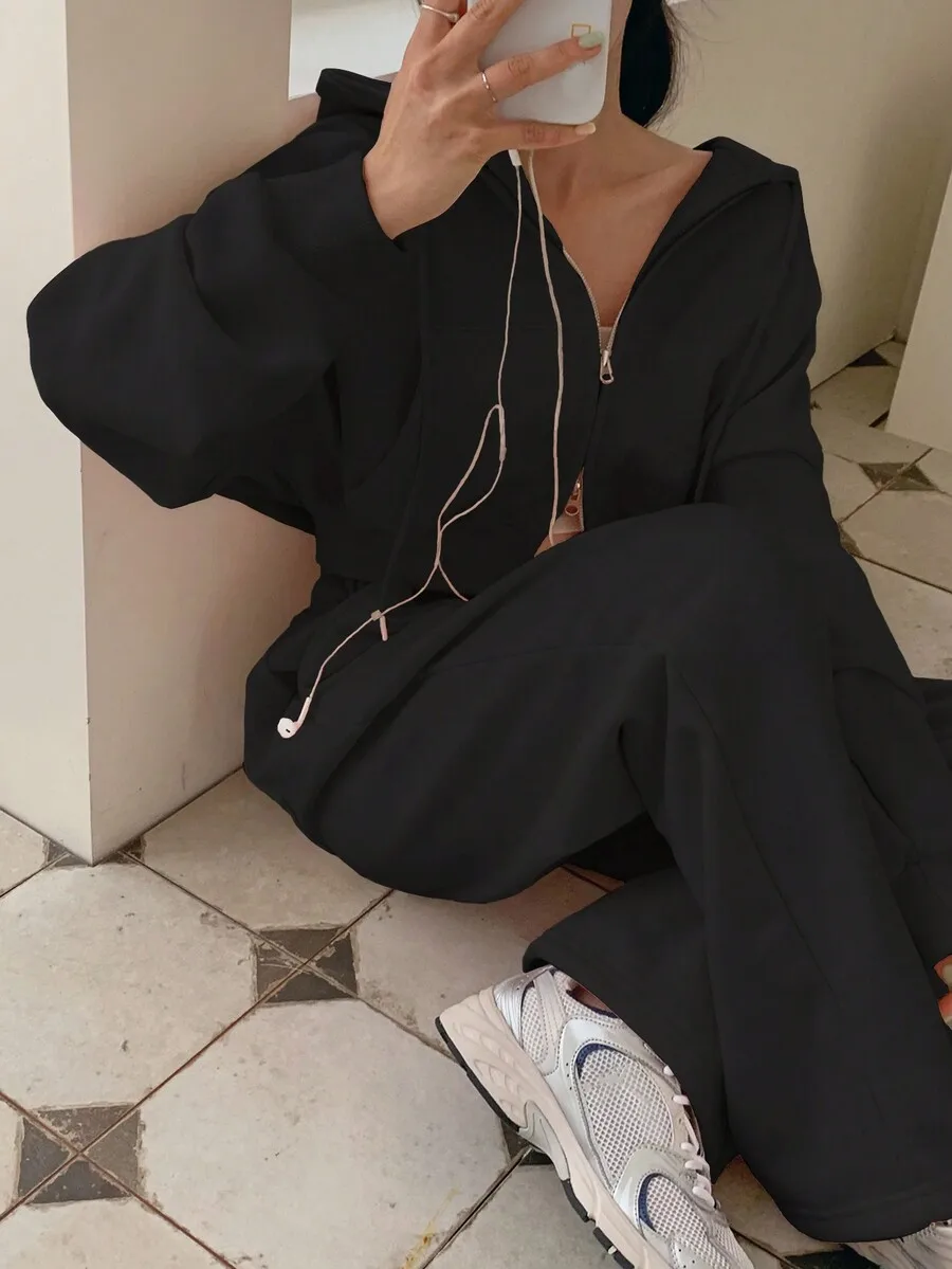 2pcs Women Black Hooded Athleisure Set Casual Tracksuit Lounge Wear Spring Summer Autumn
2pcs Women Black Hooded Athleisure Set Casual Tracksuit Lounge Wear Spring Summer Autumn