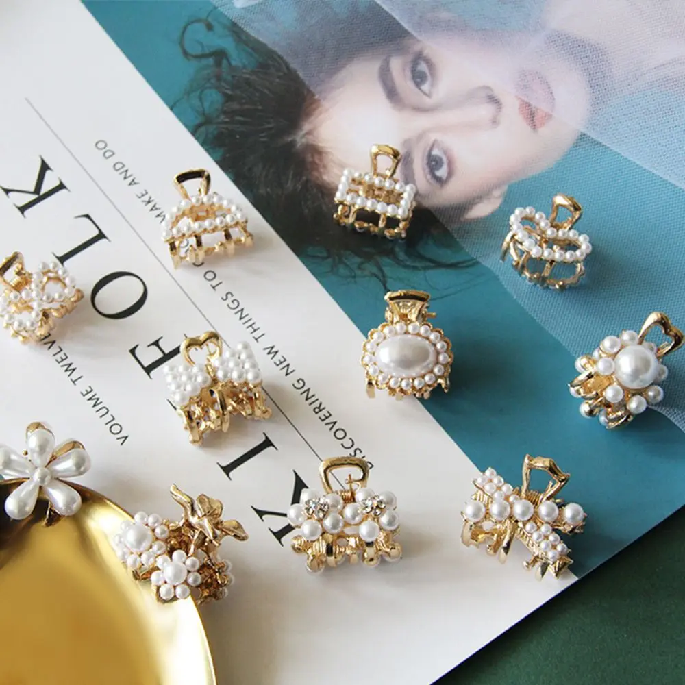 Women Fashion Crystal Hairpin Rhinestone Pearl Hair Crab Geometric Mini Hair Claw
Women Fashion Crystal Hairpin Rhinestone Pearl Hair Crab Geometric Mini Hair Claw