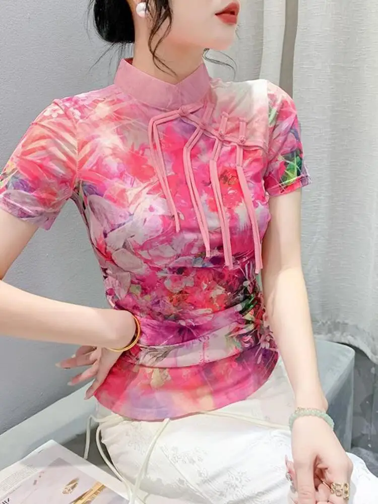 New Chinese Style Design Sense Pan Buckle Standing Neck Short Sleeve Printed T-shirt Women's Bottom Shirt European Top Trendy
New Chinese Style Design Sense Pan Buckle Standing Neck Short Sleeve Printed T-shirt Women's Bottom Shirt European Top Trendy