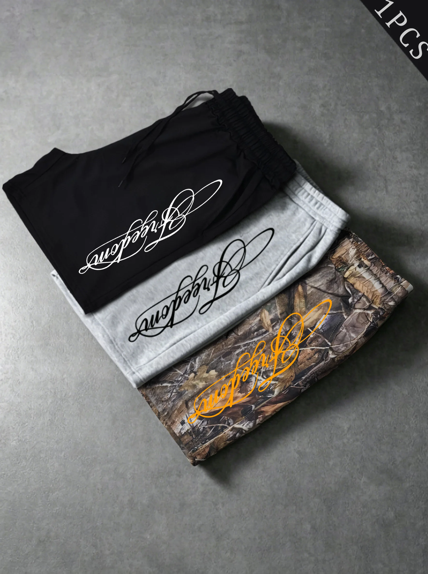 Men’s Regular Fit Drawstring Shorts - "Freedom" Cursive Print Streetwear
Men’s Regular Fit Drawstring Shorts - "Freedom" Cursive Print Streetwear