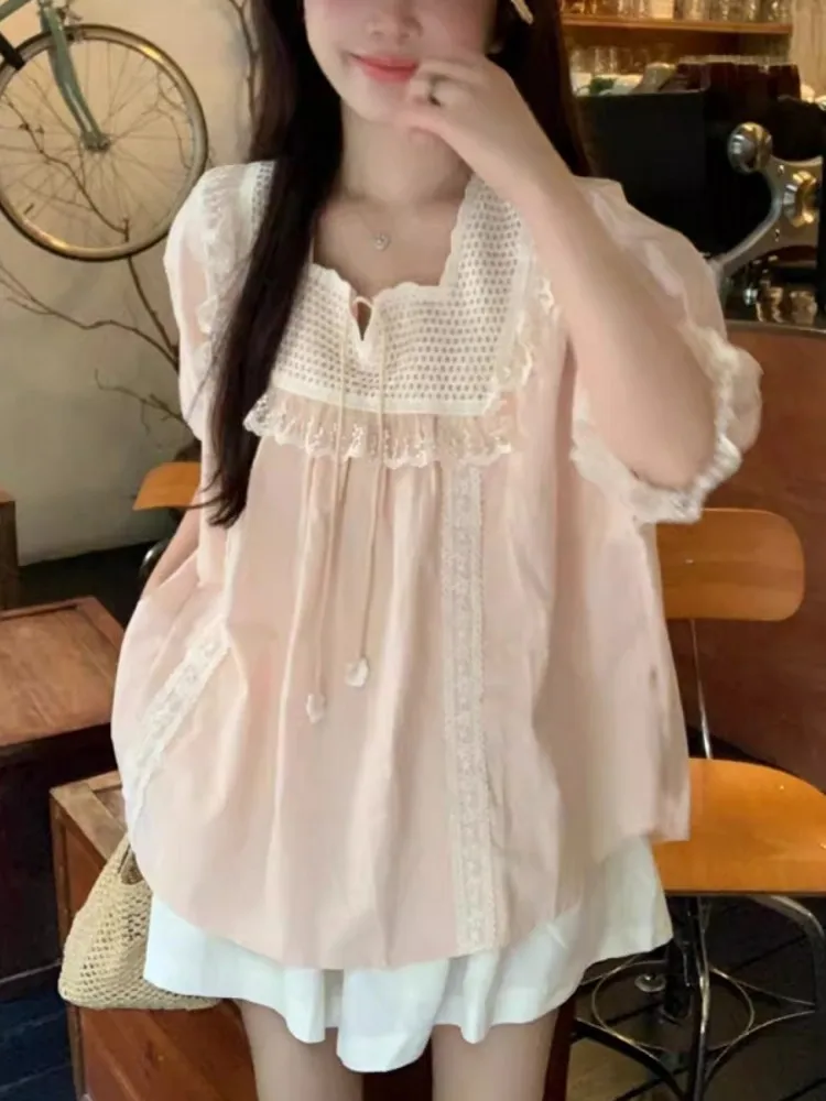 Sweet Lace Splice Chiffon ort Sve irt Women's Loose Design Summer Cover Belly Doll irt Korean Sle Commute Wind
Sweet Lace Splice Chiffon ort Sve irt Women's Loose Design Summer Cover Belly Doll irt Korean Sle Commute Wind