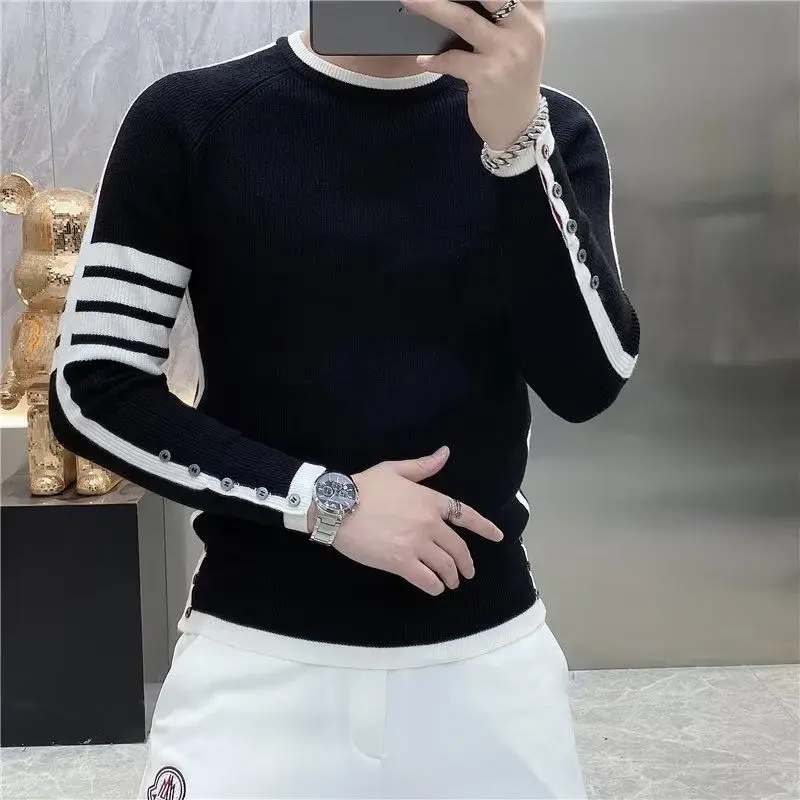 Four-bar Splicing Striped Black Knitted Sweater Men's Slim Base Shirt Ins Trendy
Four-bar Splicing Striped Black Knitted Sweater Men's Slim Base Shirt Ins Trendy