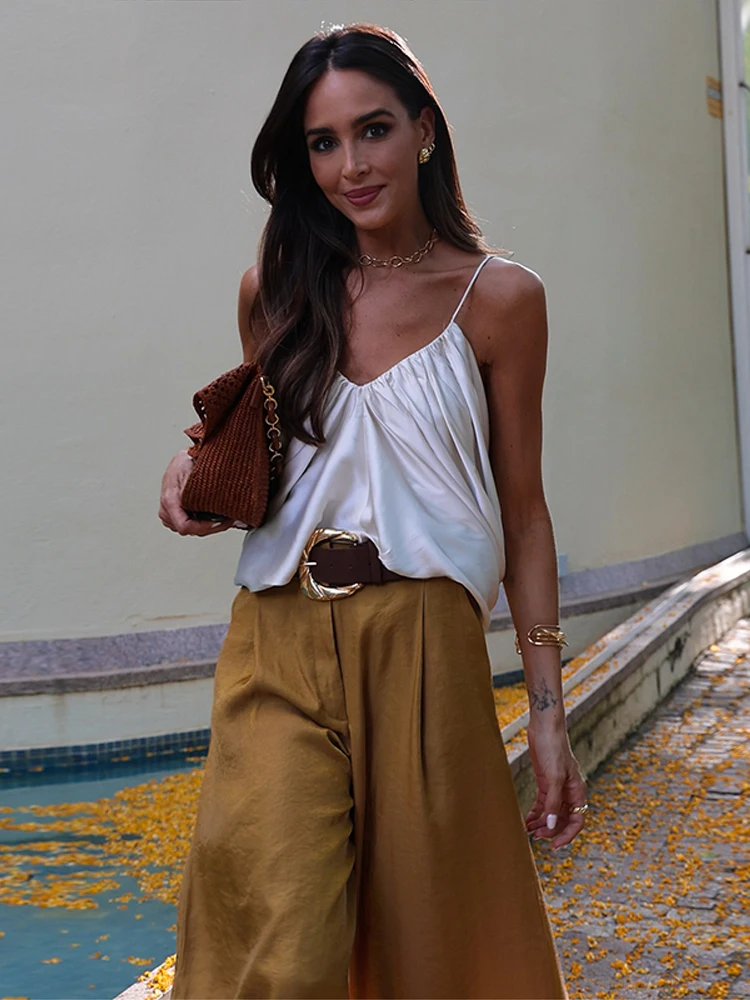 With Belt Pants Silk Satin Waistcoat Jacket Set Pleated Slip Top Vest Commute Halter Blouse Wide Leg Trousers Women Formal Suit
With Belt Pants Silk Satin Waistcoat Jacket Set Pleated Slip Top Vest Commute Halter Blouse Wide Leg Trousers Women Formal Suit
