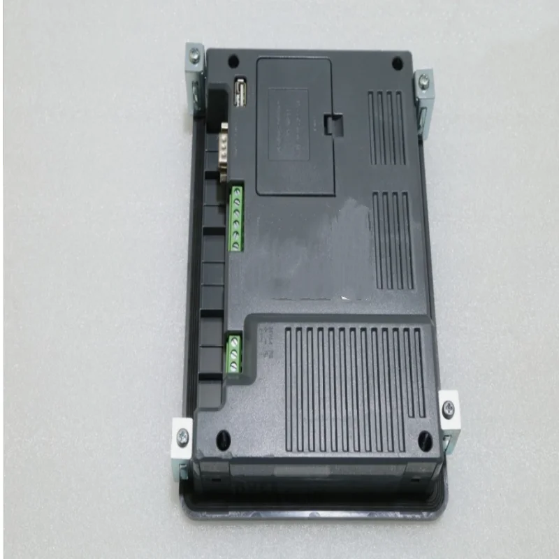 Совершенно новый оригинальный тачскрин XP3101C-TE XP3121C-T XP3101C-T
Совершенно новый оригинальный тачскрин XP3101C-TE XP3121C-T XP3101C-T