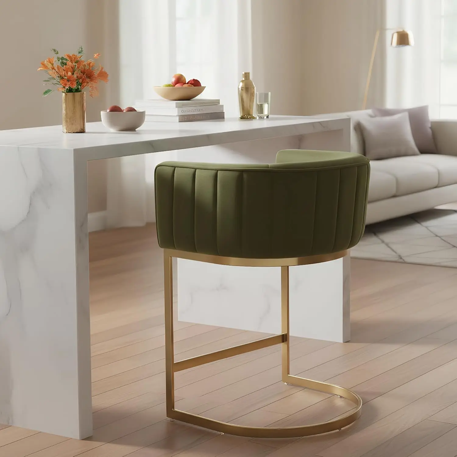 24-дюймовые барные стулья для кухонного острова, современный бархатный стул-бочка с золотыми металлическими ножками для отдыха
24-дюймовые барные стулья для кухонного острова, современный бархатный стул-бочка с золотыми металлическими ножками для отдыха