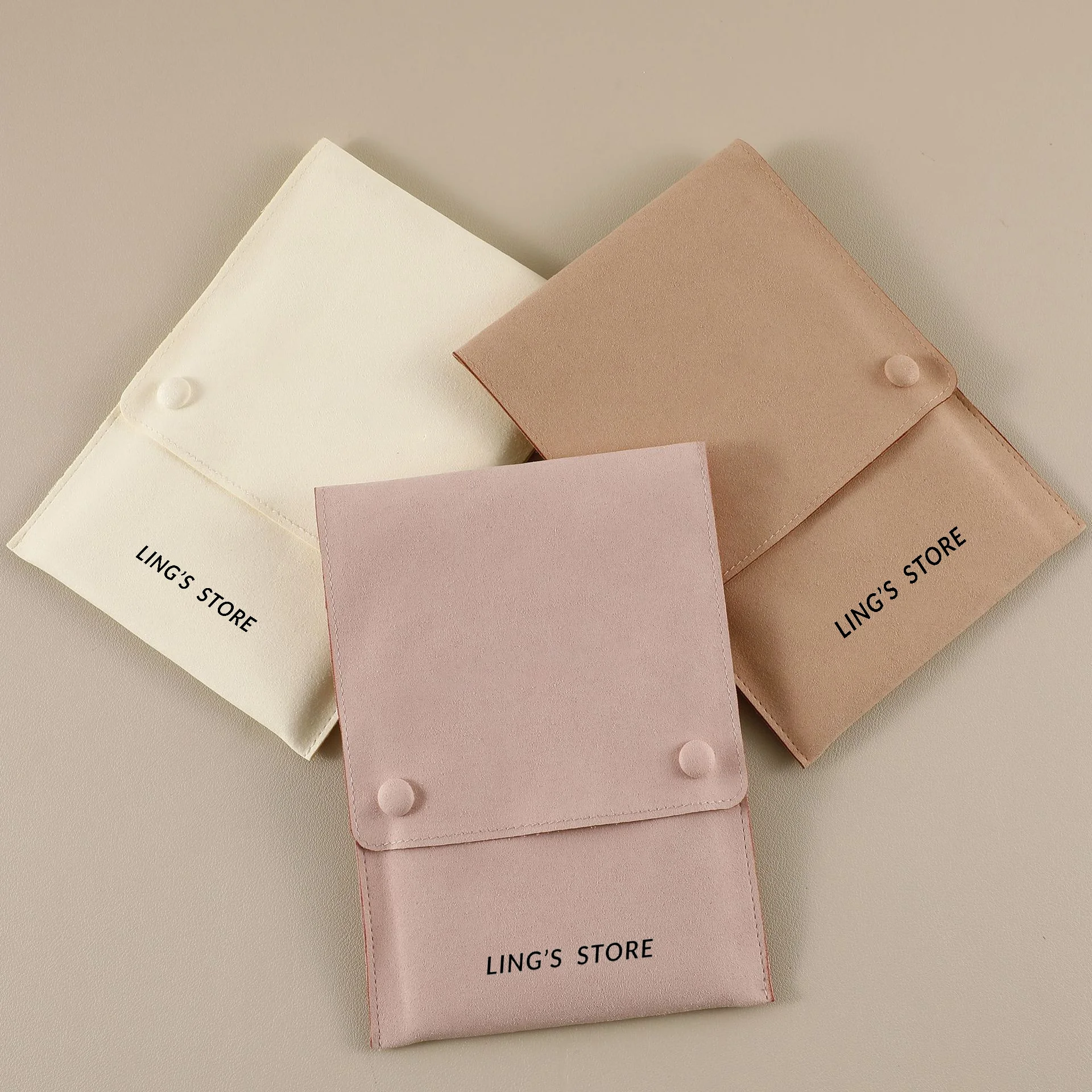 20sets Luxury Snap Button Jewelry Bags With Lining Exquisite Portable Custom Logo Pouch for Earrings Bracelet Gift Packaging
20sets Luxury Snap Button Jewelry Bags With Lining Exquisite Portable Custom Logo Pouch for Earrings Bracelet Gift Packaging