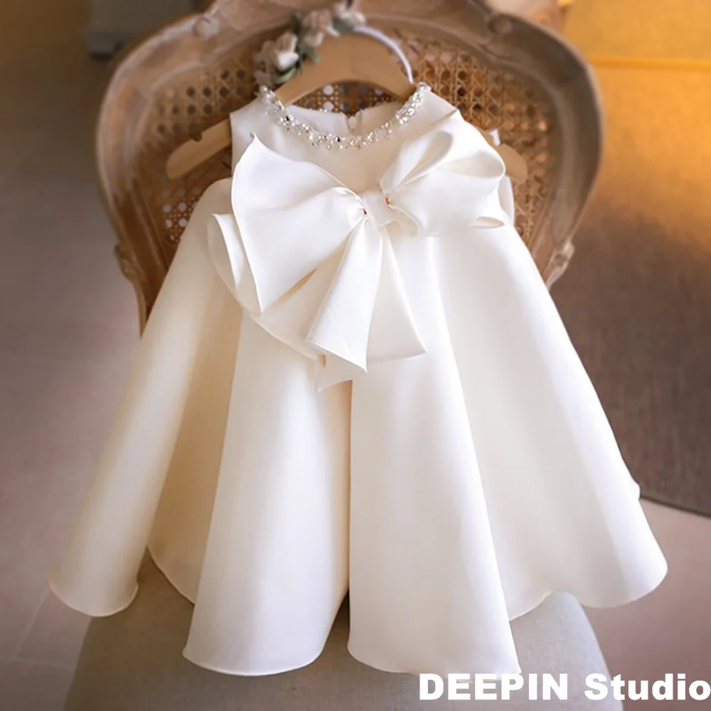 Girls Princess Dress 2024 New Kids Baby 1st Birthday Party Wedding Kids Pearl Vestidos Toddler Girl Baptism Dresses White Frocks
Girls Princess Dress 2024 New Kids Baby 1st Birthday Party Wedding Kids Pearl Vestidos Toddler Girl Baptism Dresses White Frocks
