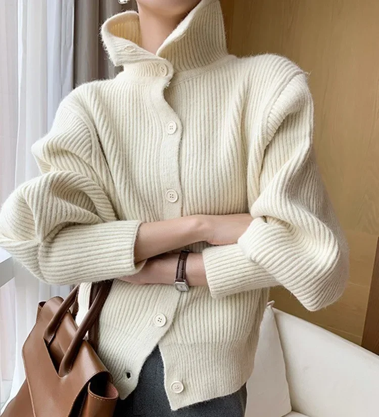 2024 Autumn Winter Turn-down Collar Cardigans Single Breasted Casual All-match Tops Loose Knitted Sweaters Women Elegant Lady
2024 Autumn Winter Turn-down Collar Cardigans Single Breasted Casual All-match Tops Loose Knitted Sweaters Women Elegant Lady