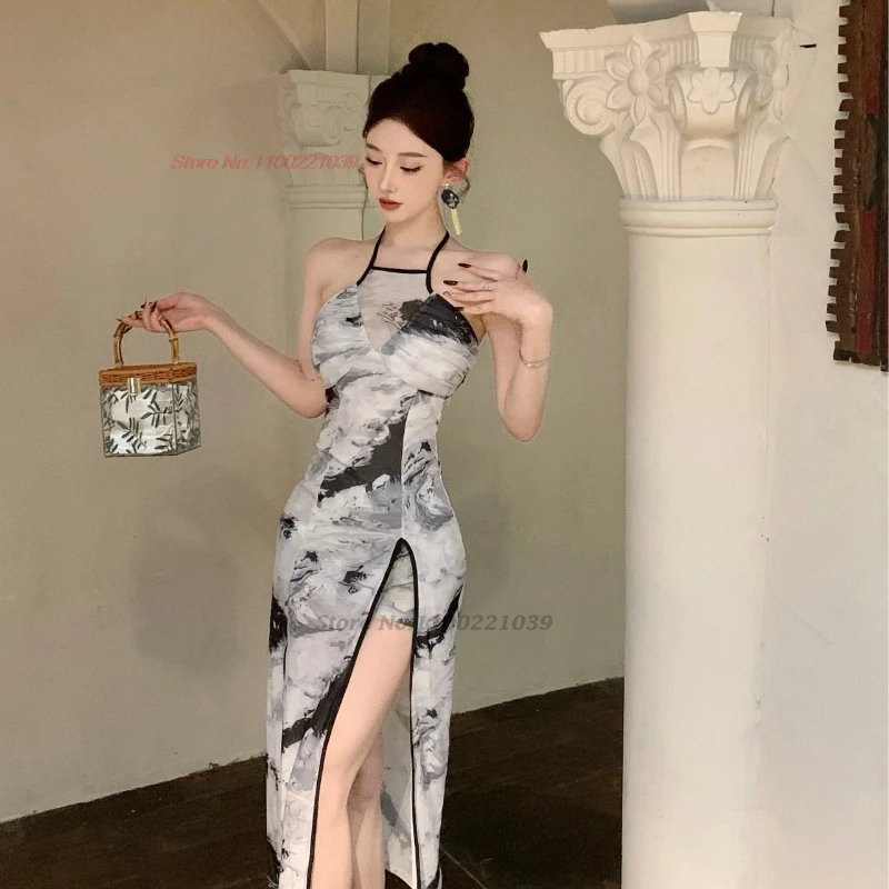 2025 chinese improved cheongsam sleeveless qipao dress ink print evening party dress traditional banquet qipao nightclub dress
2025 chinese improved cheongsam sleeveless qipao dress ink print evening party dress traditional banquet qipao nightclub dress