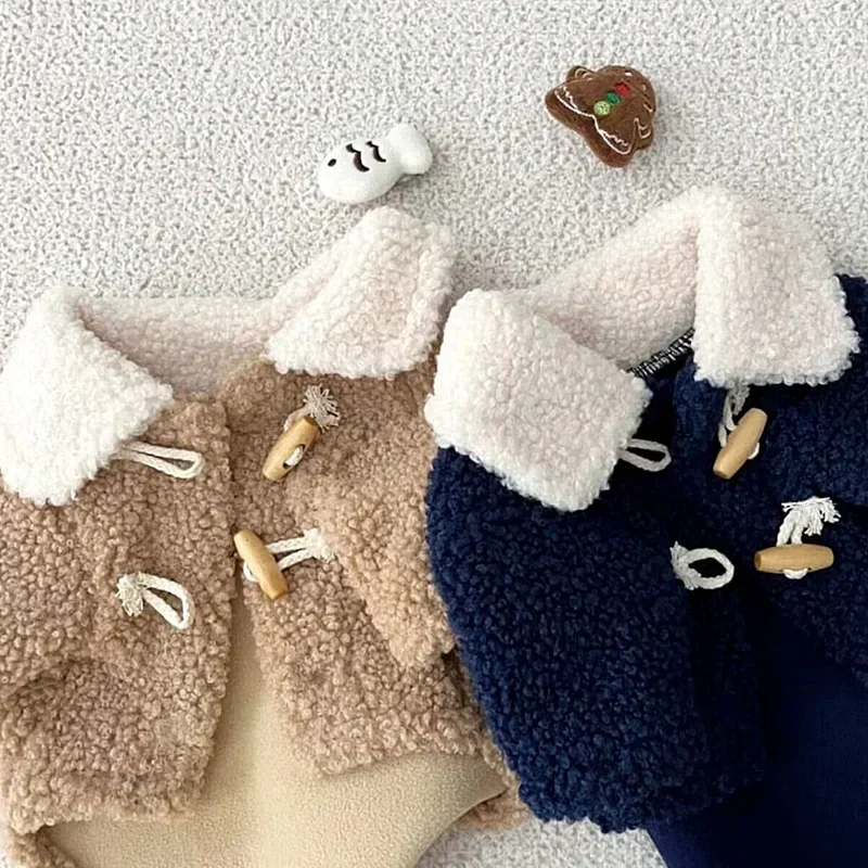 Horn Buckle Dog Overcoat Winter Fleece Pet Dog Clothes for Small Dogs Jackets Classic Yorkshire Terrier Costumes Hug Ropa Perro
Horn Buckle Dog Overcoat Winter Fleece Pet Dog Clothes for Small Dogs Jackets Classic Yorkshire Terrier Costumes Hug Ropa Perro