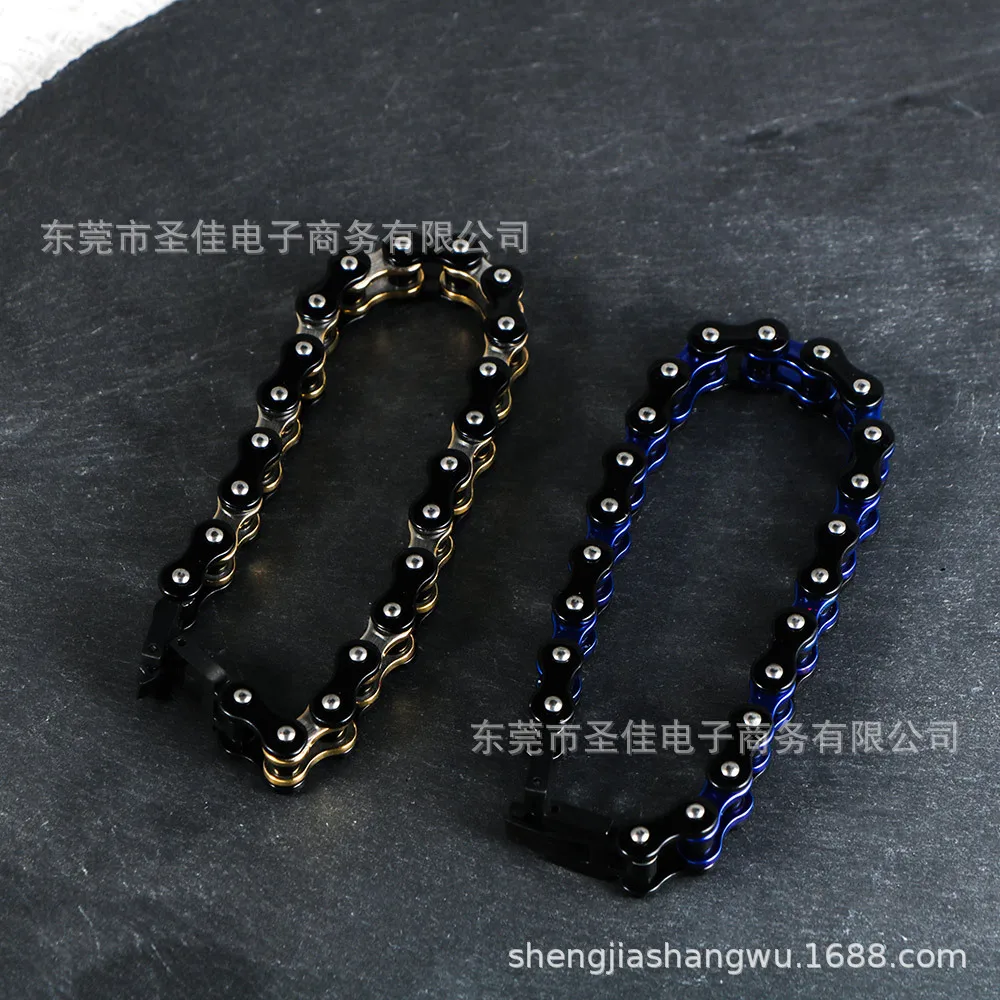 Персонализированный новый браслет, модная модная и крутая мужская велосипедная цепочка, ювелирный браслет из нержавеющей стали с гальваническим покрытием CE62
Персонализированный новый браслет, модная модная и крутая мужская велосипедная цепочка, ювелирный браслет из нержавеющей стали с гальваническим покрытием CE62