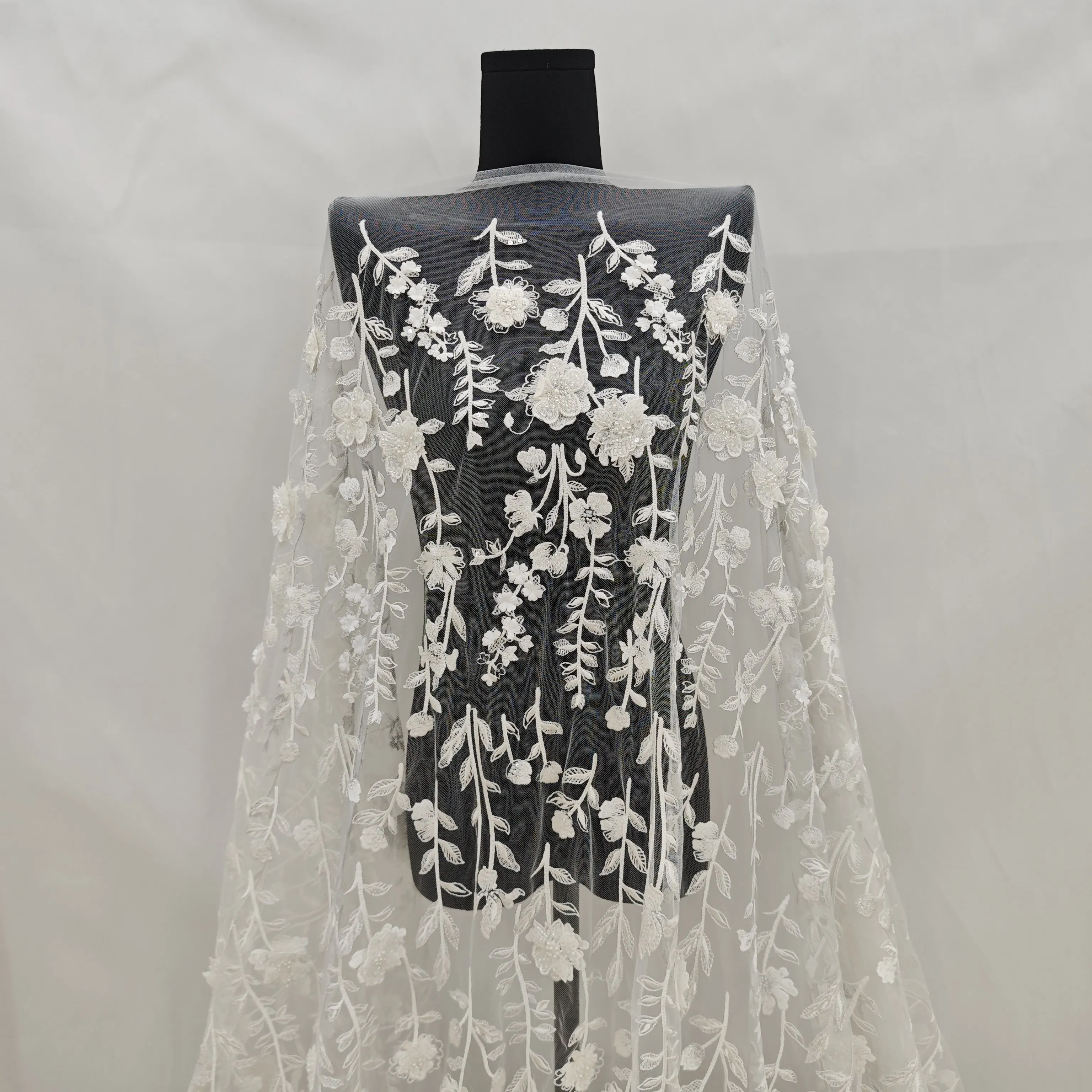 Bridal Veil Embroidered Appliqued Sequine Beads Flower Material Wedding Decorative Tulle Fabric Trim Wedding Dress Accessories
Bridal Veil Embroidered Appliqued Sequine Beads Flower Material Wedding Decorative Tulle Fabric Trim Wedding Dress Accessories