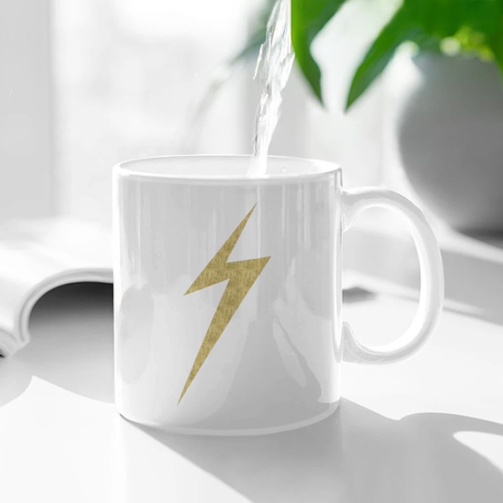 Golden Lightning Ceramic Cup Coffee Oatmeal Breakfast Cup Creative Personality Mug
Golden Lightning Ceramic Cup Coffee Oatmeal Breakfast Cup Creative Personality Mug