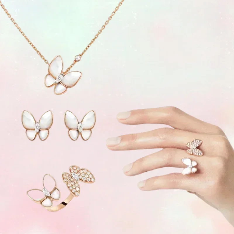 High Quality Original Logo Jewelry Three-leaf Clover Necklace, A Must-have for All-match Dating Classic Lady
High Quality Original Logo Jewelry Three-leaf Clover Necklace, A Must-have for All-match Dating Classic Lady