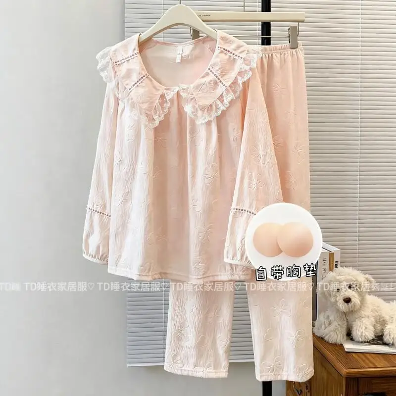 Горячая одежда для отдыха из кораллового флиса для девочек, осенне-зимний комплект одежды для отдыха на утолщенной флисовой подкладке в горошек, милый милый комплект одежды для отдыха с v-образным вырезом, новинка допамина
Горячая одежда для отдыха из кораллового флиса для девочек, осенне-зимний комплект одежды для отдыха на утолщенной флисовой подкладке в горошек, милый милый комплект одежды для отдыха с v-образным вырезом, новинка допамина