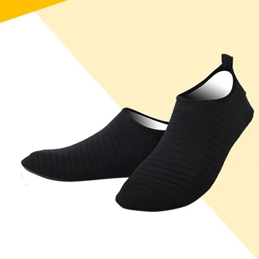 1 пара нескользящих носков для пилатеса, йоги и тренировок, подходят для танцев, фитнеса и домашних упражнений.
1 пара нескользящих носков для пилатеса, йоги и тренировок, подходят для танцев, фитнеса и домашних упражнений.