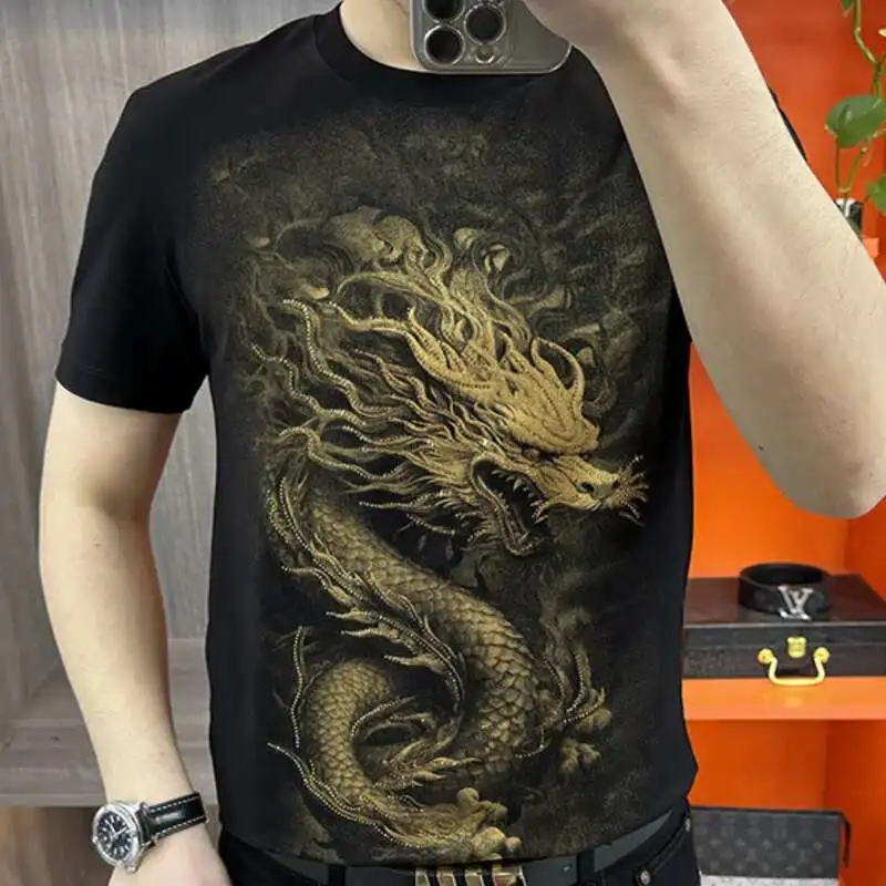 2024 Summer New Short Sleeve Trendy Brand Rhinestones Chinese Loong Men's Fashion Slim Fit Round Neck T-shirt Versatile Top
2024 Summer New Short Sleeve Trendy Brand Rhinestones Chinese Loong Men's Fashion Slim Fit Round Neck T-shirt Versatile Top