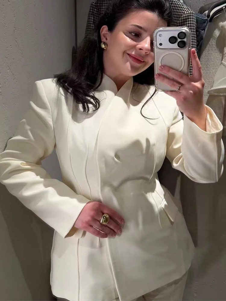 2026 Women V-Neck Suit Coat Jacket Waist Close Slim Fit Solid Color Overcoat Fashion Commute Outwear Women's Clothing Spring
2026 Women V-Neck Suit Coat Jacket Waist Close Slim Fit Solid Color Overcoat Fashion Commute Outwear Women's Clothing Spring
