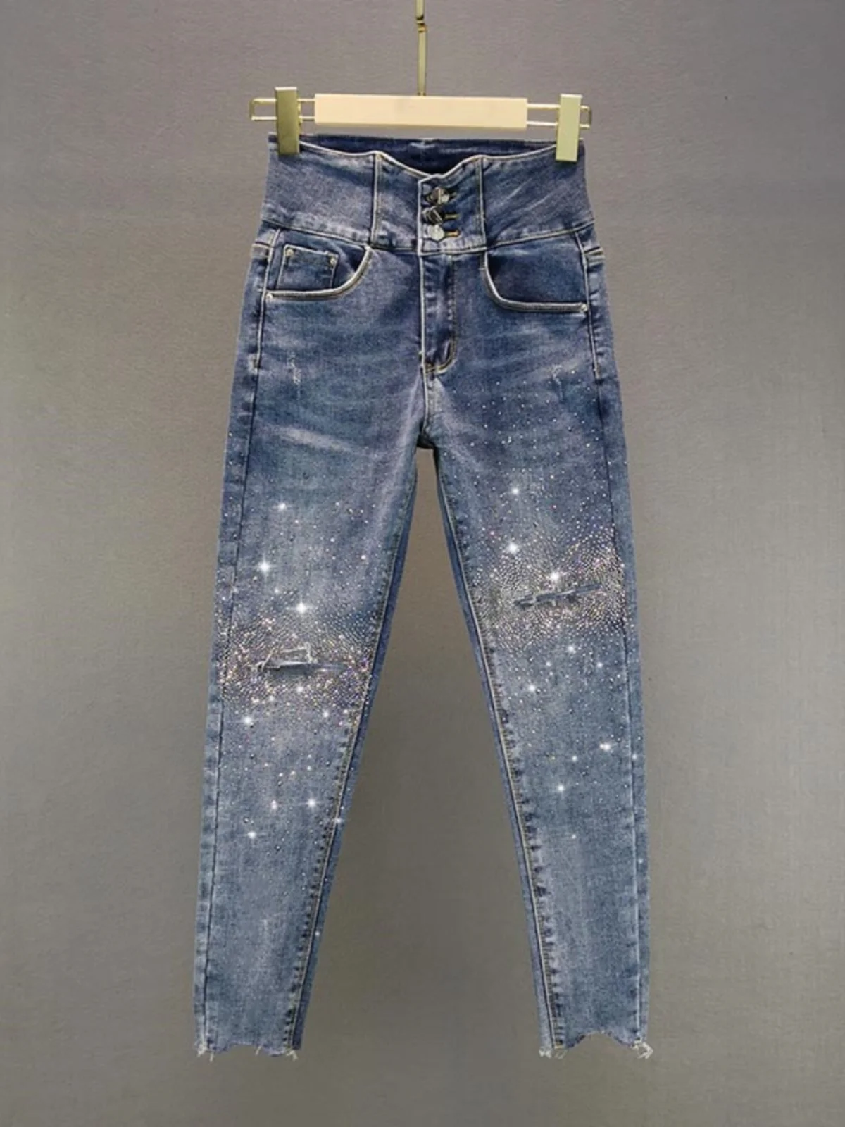 Heavy Duty Nine-Tenths Jeans Women's Spring Fashion New Style Multi-Buckle High Waist Slim Fit Skinny Pants Cotton Stretch Denim
Heavy Duty Nine-Tenths Jeans Women's Spring Fashion New Style Multi-Buckle High Waist Slim Fit Skinny Pants Cotton Stretch Denim