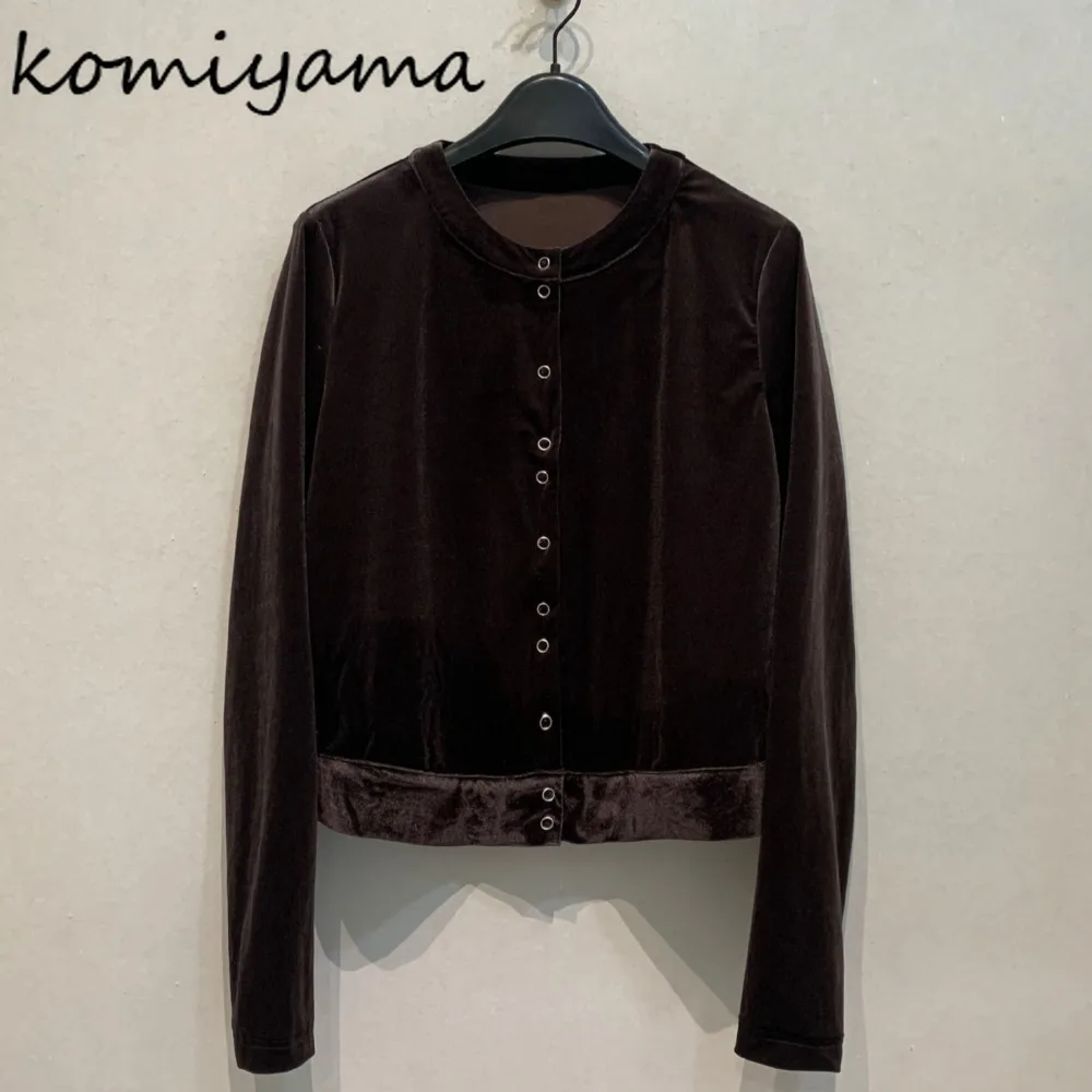 Japanese Velour Ropa De Mujer O-Neck Long Sleeve T Shirts New Casual Roupas Single Breasted Clothes Woman 2025 Autumn Tops
Japanese Velour Ropa De Mujer O-Neck Long Sleeve T Shirts New Casual Roupas Single Breasted Clothes Woman 2025 Autumn Tops
