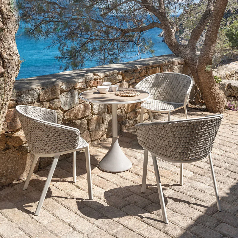 Outdoor Modern Tables and Chairs Rattan Villa Courtyard Garden Leisure Tables and Chairs 3-piece Set of Furniture
Outdoor Modern Tables and Chairs Rattan Villa Courtyard Garden Leisure Tables and Chairs 3-piece Set of Furniture