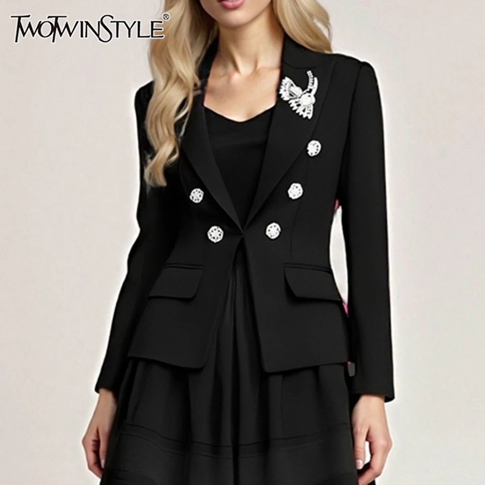 TWOTWINSTYLE Solid Slimming Spliced Applique Blazer for Women Lapel Long Sleeves Patchwork Double Breasted Coat Female Clothing
TWOTWINSTYLE Solid Slimming Spliced Applique Blazer for Women Lapel Long Sleeves Patchwork Double Breasted Coat Female Clothing