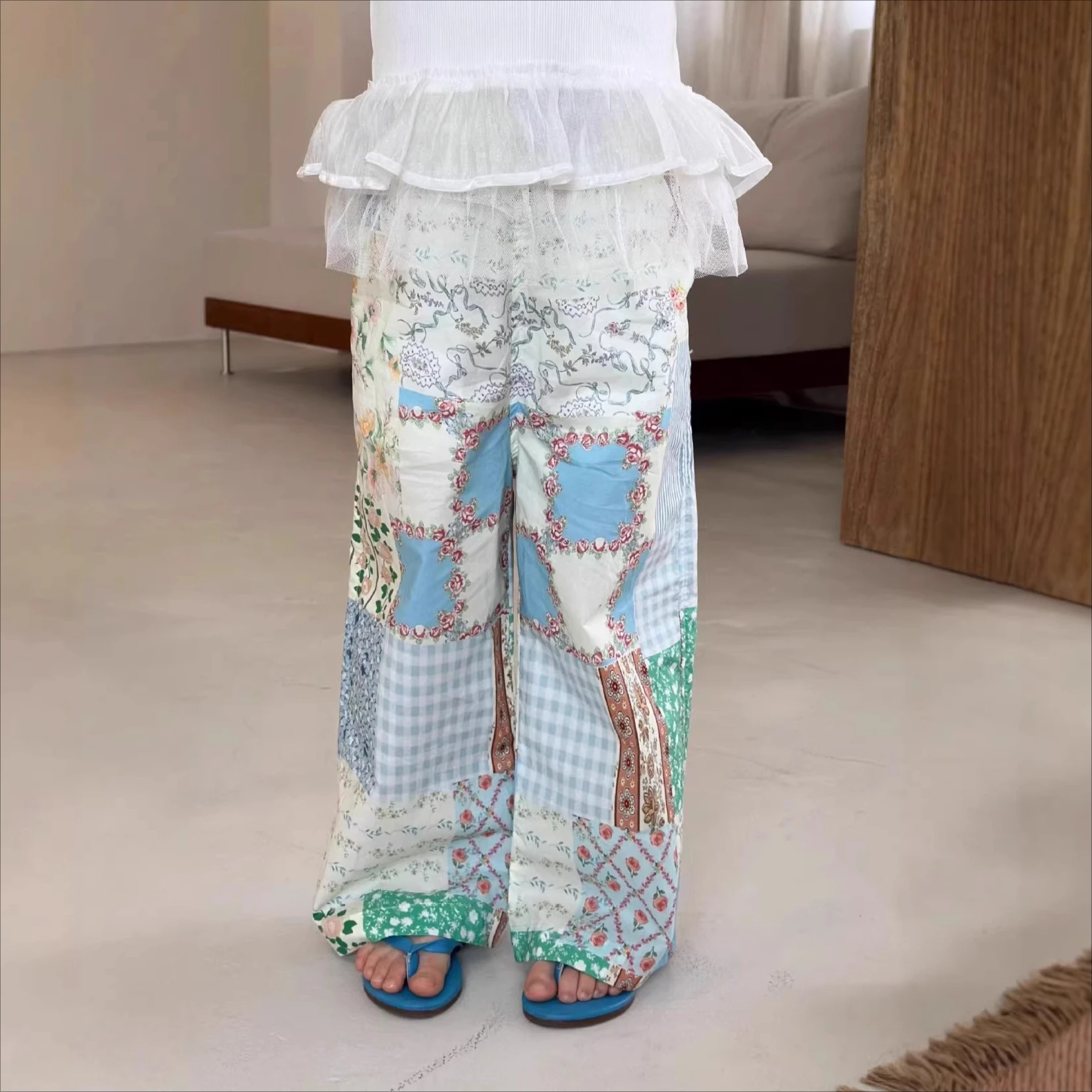 Girls Pants 2026 Spring and Summer New Childrens Clothing Korean Style Girl Baby Sweet Rural Patchwork Straight Leg Pants
Girls Pants 2026 Spring and Summer New Childrens Clothing Korean Style Girl Baby Sweet Rural Patchwork Straight Leg Pants