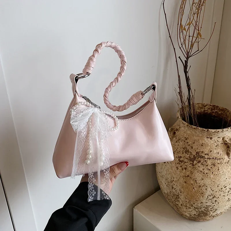 2025 модные горячие продажи, высококачественные сумки на плечо из искусственной кожи, простые однотонные сумки через плечо на молнии, классические сумки через плечо для женщин 
2025 модные горячие продажи, высококачественные сумки на плечо из искусственной кожи, простые однотонные сумки через плечо на молнии, классические сумки через плечо для женщин