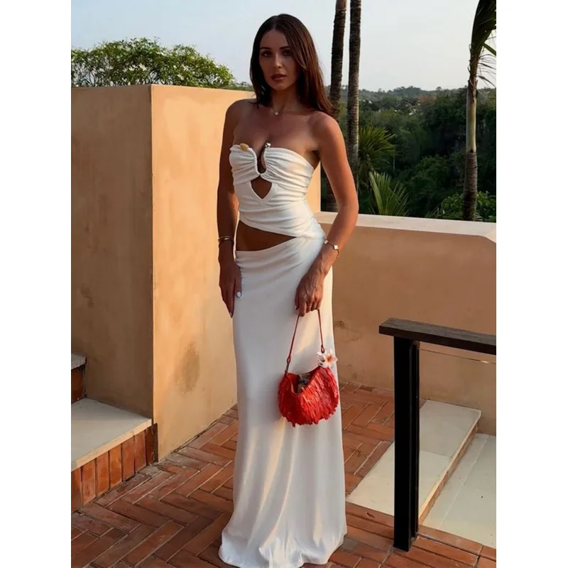 New Sexy Strapless Patchwork Steel Ring Waist Baring, Hip Hugging Long Imperial Style Dress
New Sexy Strapless Patchwork Steel Ring Waist Baring, Hip Hugging Long Imperial Style Dress