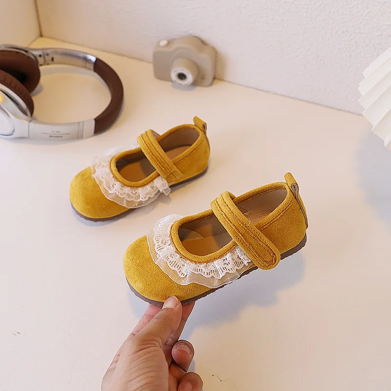 2025 Autumn New Children's Soft-Soled Flats Fashion Lace Girl’s Princess Shoes Casual Walking Shoes for Baby Kids
2025 Autumn New Children's Soft-Soled Flats Fashion Lace Girl’s Princess Shoes Casual Walking Shoes for Baby Kids