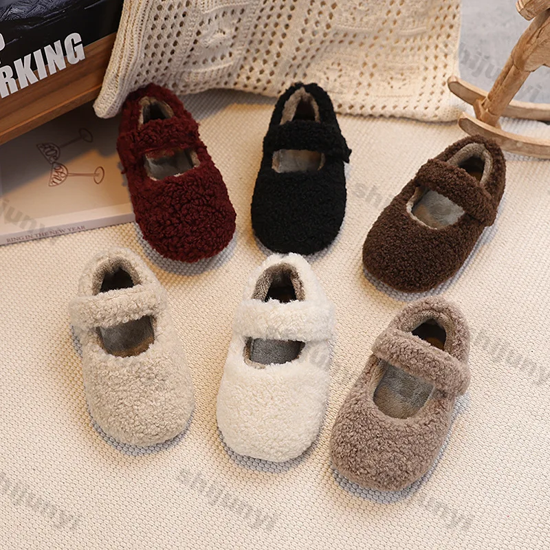 2025 Fashion Winter Children Flat Shoes Fur Cover Toe Light Warm Kids Casual Shoes Plush Warm Non-slip Comfy Girls Cotton Shoes
2025 Fashion Winter Children Flat Shoes Fur Cover Toe Light Warm Kids Casual Shoes Plush Warm Non-slip Comfy Girls Cotton Shoes