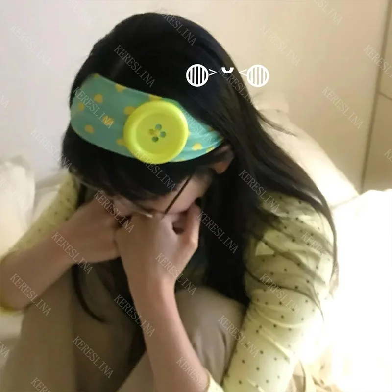 Polka dot print women's tie headband kawaii Harajuku Vintage Y2K aesthetic fashionable casual new Chic 2000S cute women hat emo
Polka dot print women's tie headband kawaii Harajuku Vintage Y2K aesthetic fashionable casual new Chic 2000S cute women hat emo
