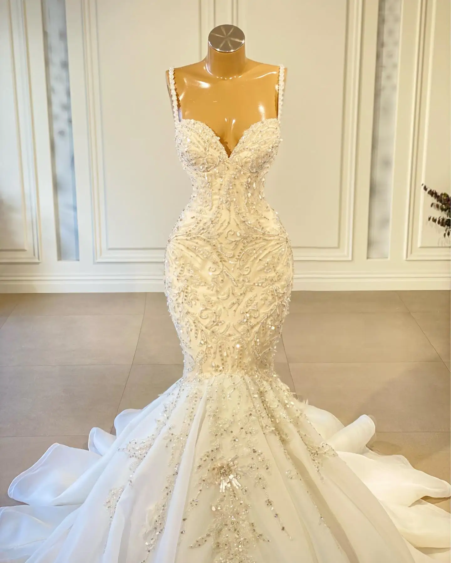 White Formal Mermaid Wedding Dresses Sweetheart Spaghetti-Strap Sequined Appliques Custom Made Bridal Gowns 2022 Robe De Mariée
White Formal Mermaid Wedding Dresses Sweetheart Spaghetti-Strap Sequined Appliques Custom Made Bridal Gowns 2022 Robe De Mariée