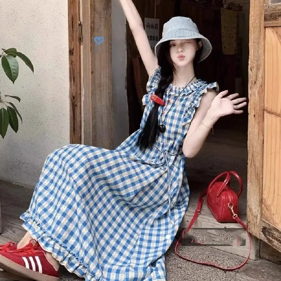 French Retro Plaid Wood Earrings Round Neck Short-Sleeved Dress Women 2025 Summer New Style Casual Slim Skirt
French Retro Plaid Wood Earrings Round Neck Short-Sleeved Dress Women 2025 Summer New Style Casual Slim Skirt