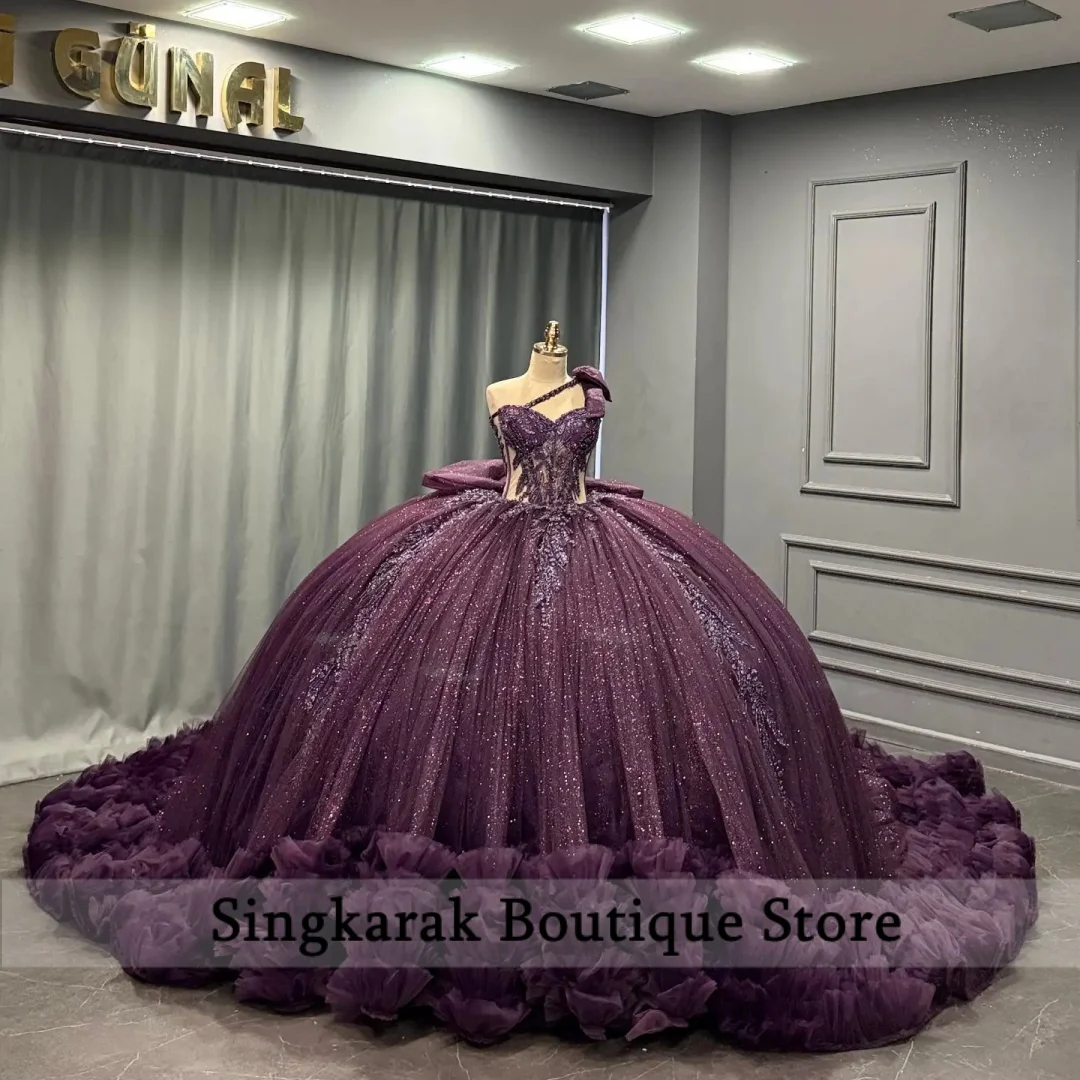 Luxury Purple Classic Quinceanera Dresses Ruched Appliques Sweetheart Vestido De 15 Quinceaneras Morado Customized
Luxury Purple Classic Quinceanera Dresses Ruched Appliques Sweetheart Vestido De 15 Quinceaneras Morado Customized