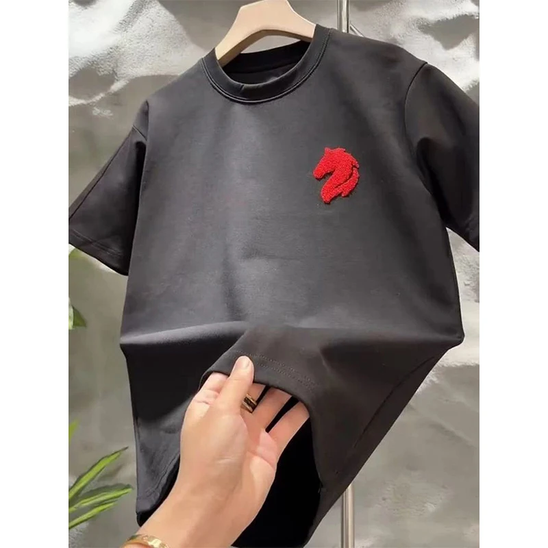 2026 Summer New Men's Casual T-Shirt Chinese Style Horse Embroidery Short Sleeve Tops Crew Neck Streetwear Versatile White Tee
2026 Summer New Men's Casual T-Shirt Chinese Style Horse Embroidery Short Sleeve Tops Crew Neck Streetwear Versatile White Tee