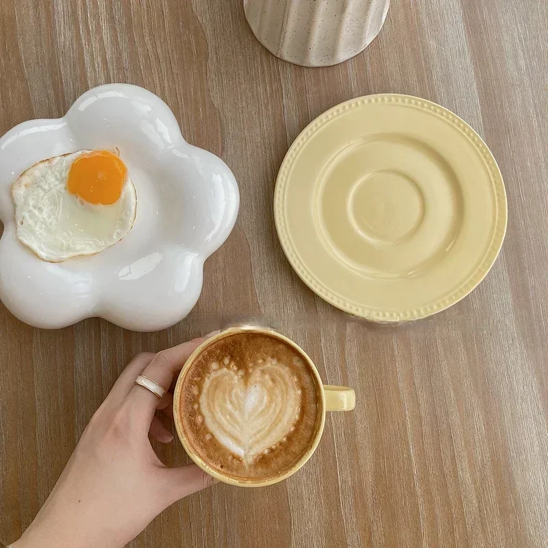 Plato coreano regordeta, flor de nube tridimensional, estilo ins, plato de postre, red almacenamiento joyas, bandeja de ce
Plato coreano regordeta, flor de nube tridimensional, estilo ins, plato de postre, red almacenamiento joyas, bandeja de ce
