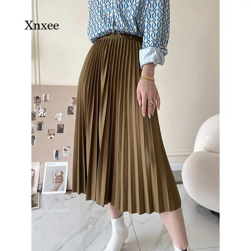 Solid Pleated Skirt Chain Design Women Spring Autumn Bodycon Elegant Chic High Waist Luxury Fashion Elastic Waist Female Skirts
Solid Pleated Skirt Chain Design Women Spring Autumn Bodycon Elegant Chic High Waist Luxury Fashion Elastic Waist Female Skirts