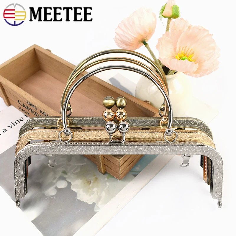 20.5cm Metal Handles for Bags Purse Frame Wallet Kiss Clasp Handbags Decor Closure Lock Clips Handle DIY Bag Accessories
20.5cm Metal Handles for Bags Purse Frame Wallet Kiss Clasp Handbags Decor Closure Lock Clips Handle DIY Bag Accessories