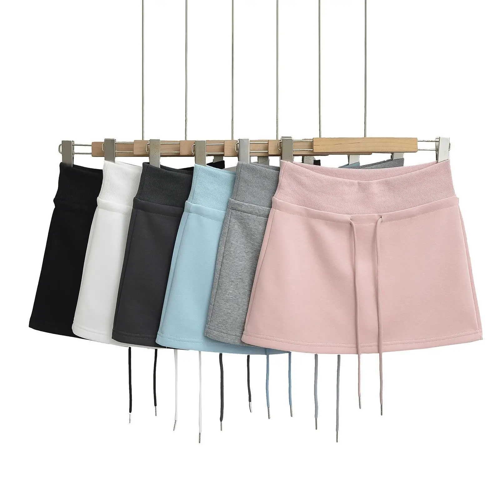 Спортивная юбка с высокой талией и завязками, женская юбка-трапеция, удобная, дышащая, повседневная юбка.
Спортивная юбка с высокой талией и завязками, женская юбка-трапеция, удобная, дышащая, повседневная юбка.