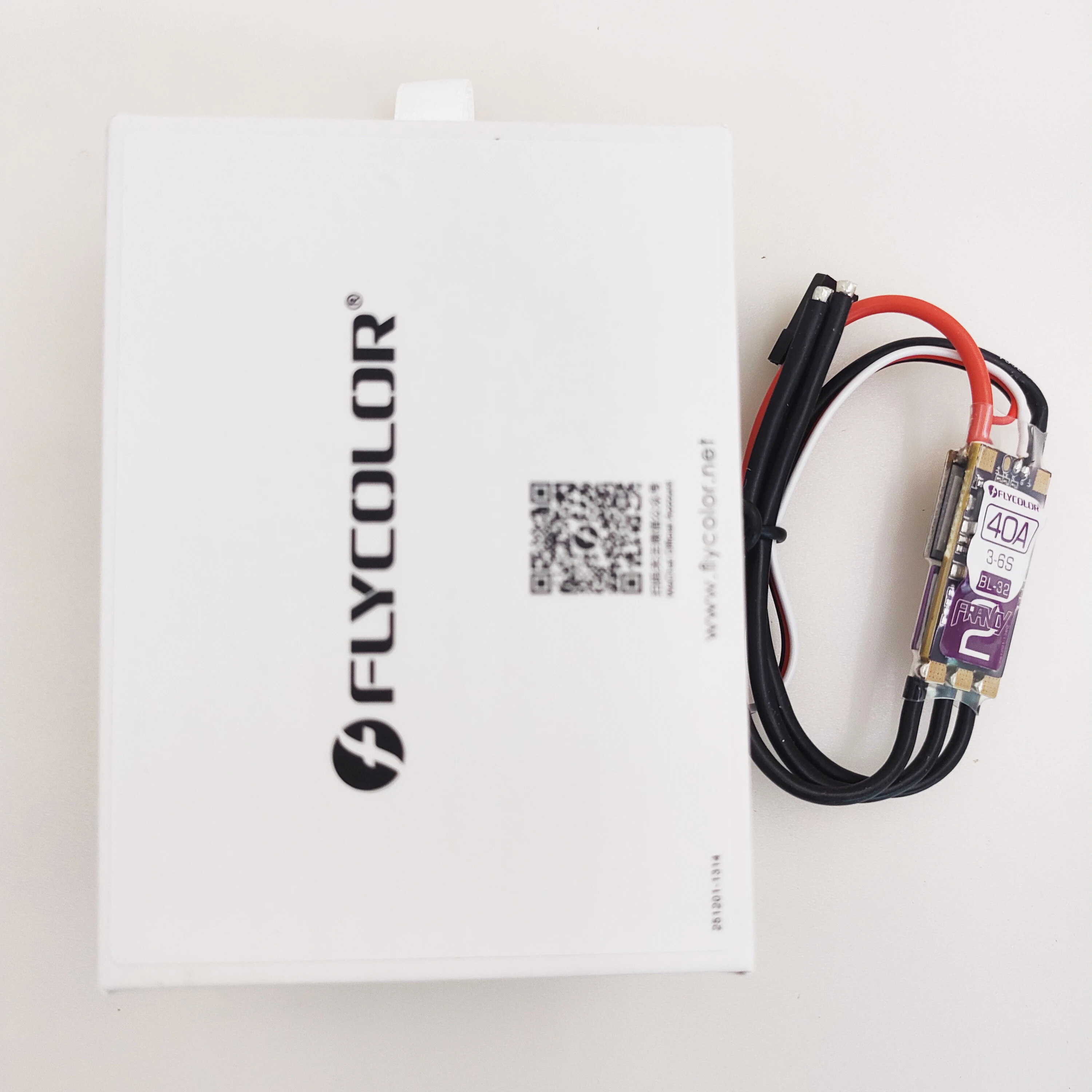 FLYCOLOR Francy 2 Brushless ESC BLHELI-32 BL32 Dshot High Performance MCU 5V/3A 12V/2A Double BEC Adjustable For RC Airplane
FLYCOLOR Francy 2 Brushless ESC BLHELI-32 BL32 Dshot High Performance MCU 5V/3A 12V/2A Double BEC Adjustable For RC Airplane