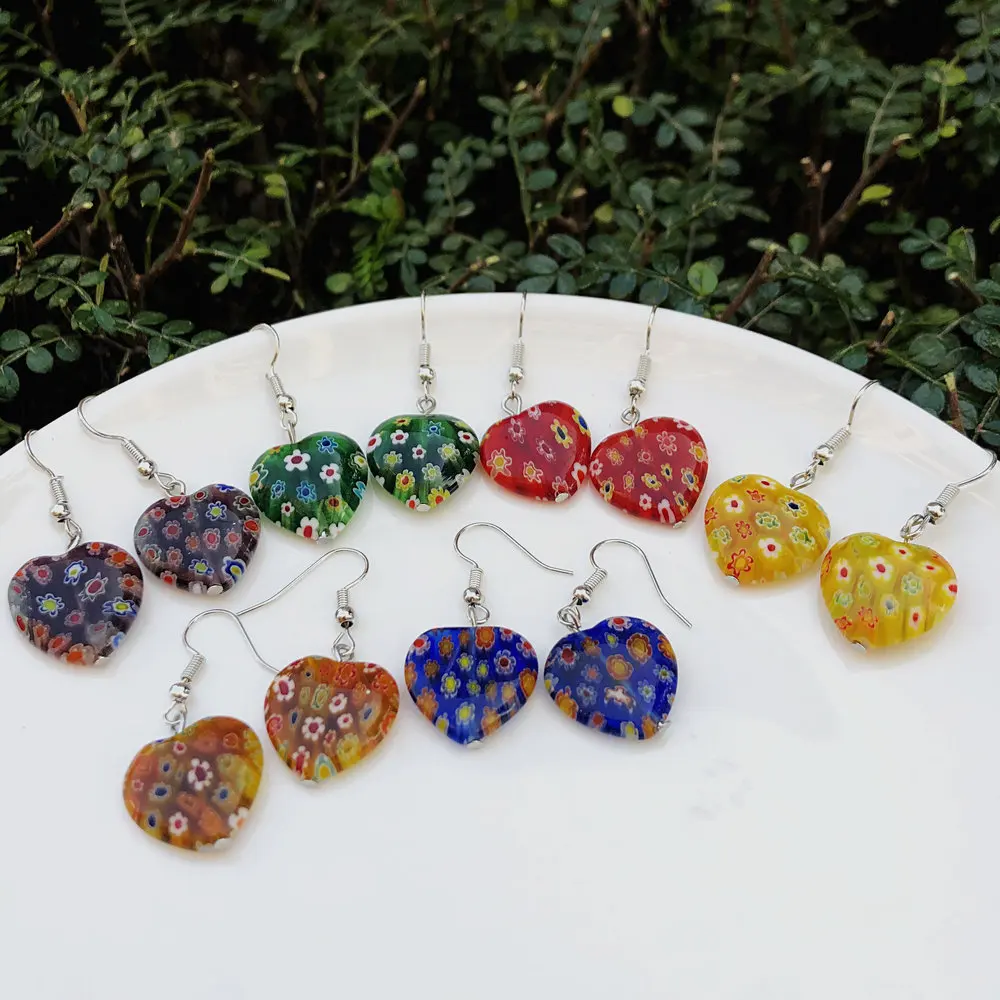 1 pair of fashionable heart-shaped multi-color thousand flower glass Murano pendant earrings suitable for women at a cheap price
1 pair of fashionable heart-shaped multi-color thousand flower glass Murano pendant earrings suitable for women at a cheap price