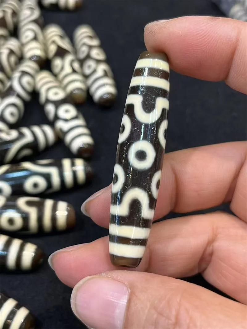7 eyes with guanying Fluorescent reaction 108 chop prayer beads high oil patina Retro diy for Necklace Making
7 eyes with guanying Fluorescent reaction 108 chop prayer beads high oil patina Retro diy for Necklace Making