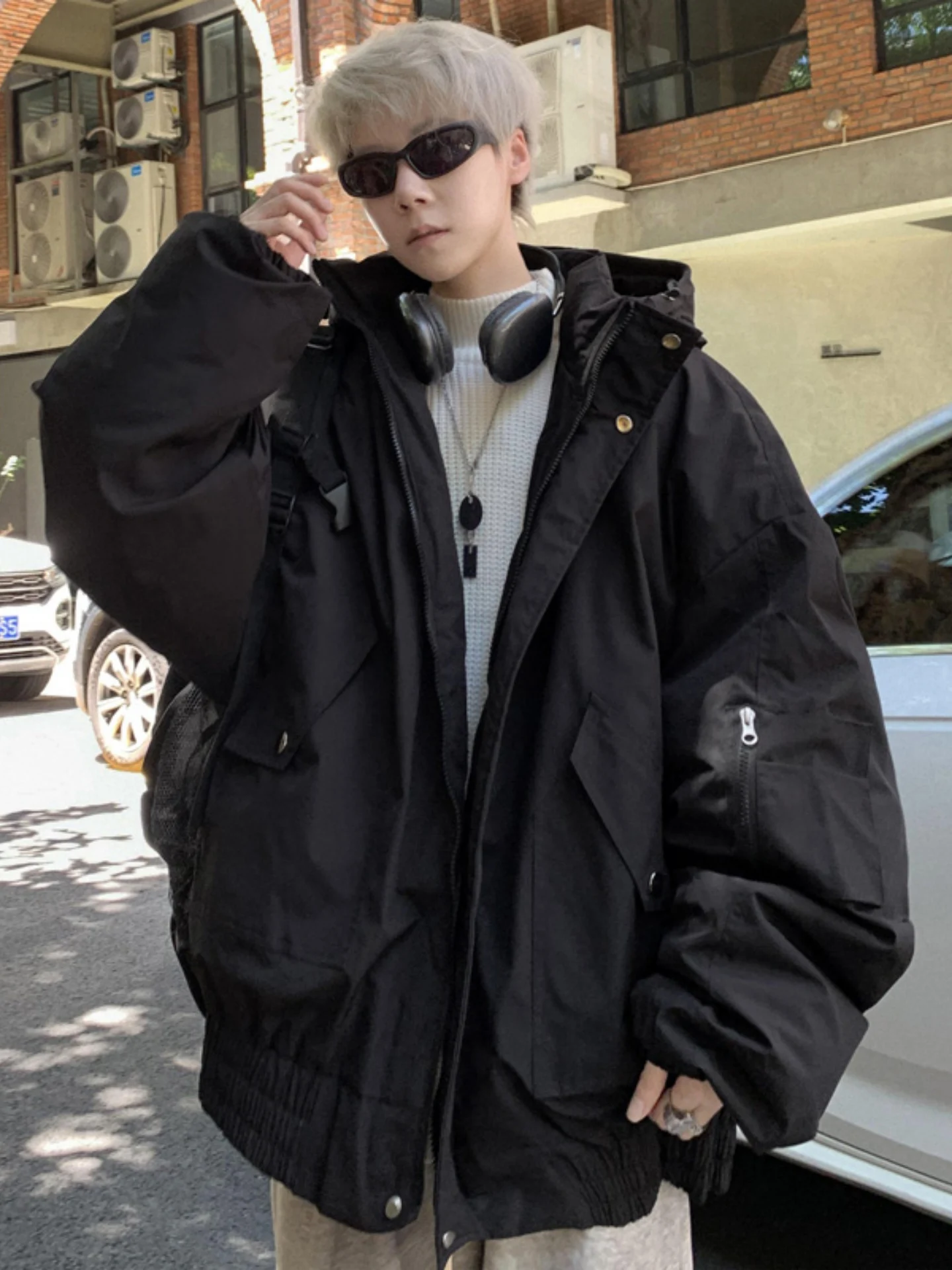 Утепленная хлопковая куртка мужская зимняя свободного кроя с множеством карманов, рабочая одежда, хлопковое пальто большого размера, модная мужская верхняя одежда
Утепленная хлопковая куртка мужская зимняя свободного кроя с множеством карманов, рабочая одежда, хлопковое пальто большого размера, модная мужская верхняя одежда