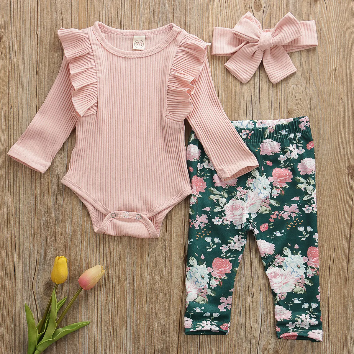 3Pcs Infant Baby Girl Set Long Sleeve Ribbed Ruffle Romper Floral Trousers Pant Bowknot Headband
3Pcs Infant Baby Girl Set Long Sleeve Ribbed Ruffle Romper Floral Trousers Pant Bowknot Headband